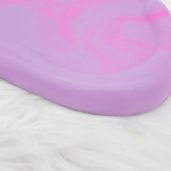 Wolkenteller oval 25cm - flieder / rosa / Marmor Effekt - matt